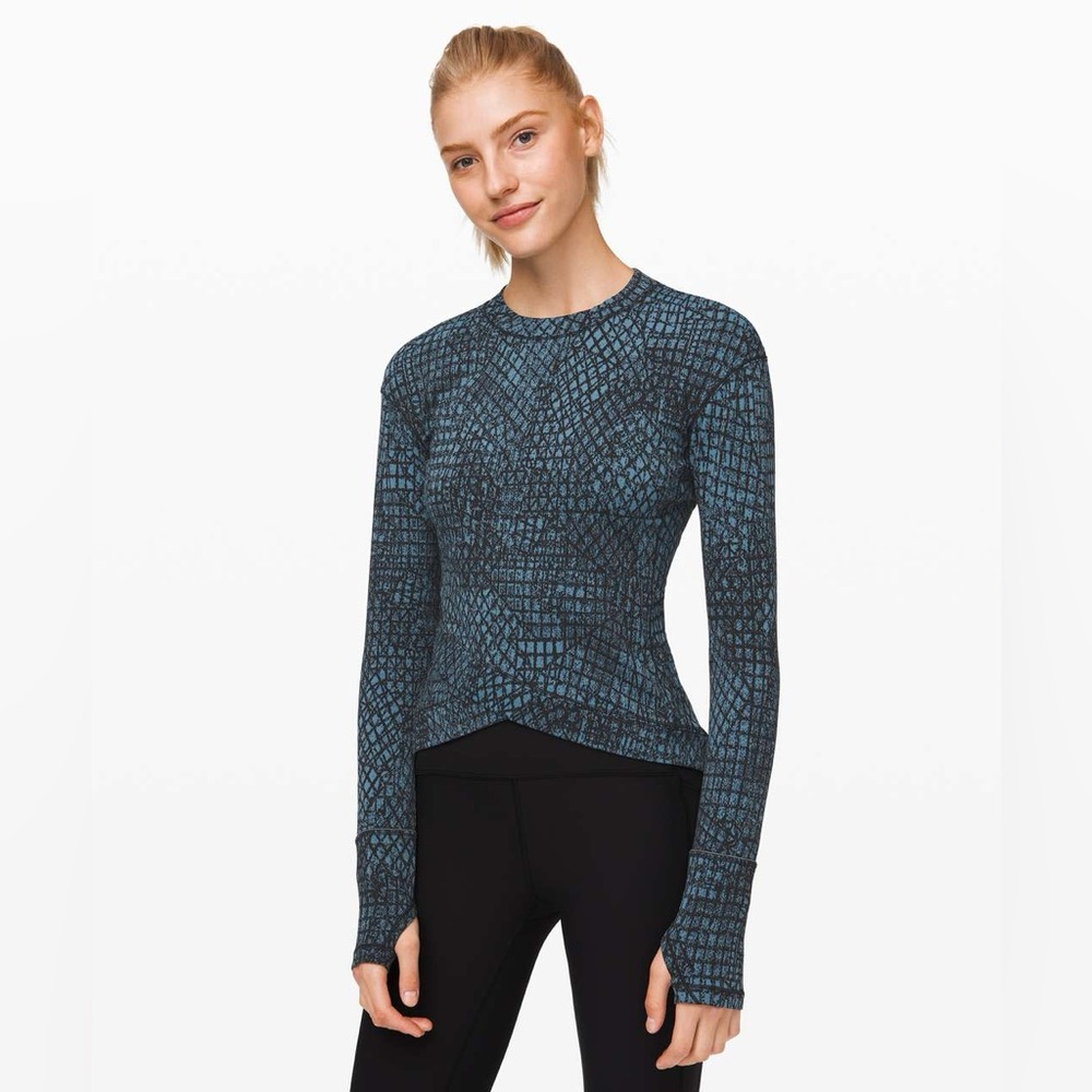 Lululemon Close to Crossing Long Sleeve Jacquard
Tectonic Black size Small